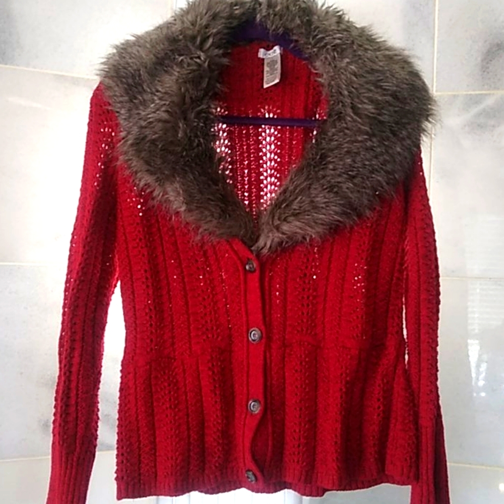 Cache Sweater Fur Red Burgandy Large Womans - Picture 1 of 10